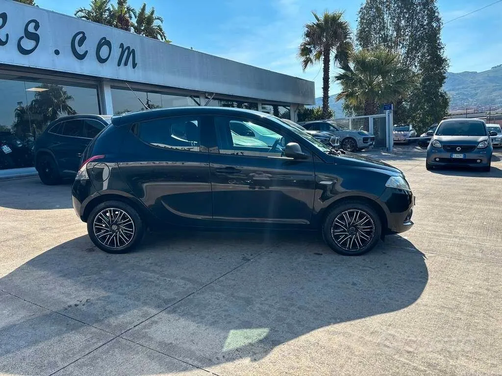 Lancia Ypsilon 2020 photo 4