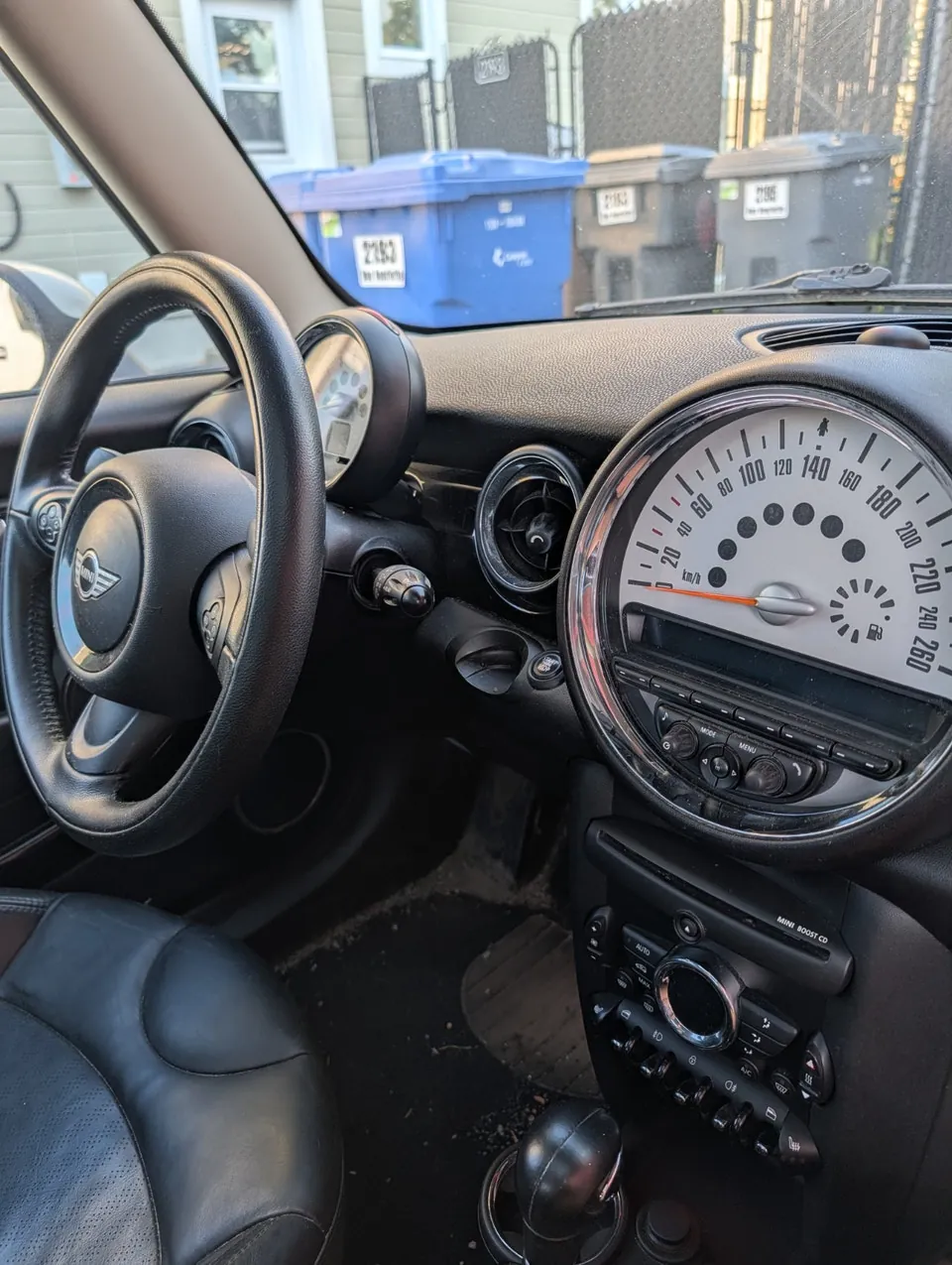 Mini Cooper 2012 photo 2
