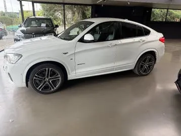 BMW X4 2017 photo 2