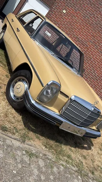 Mercedes-Benz 200