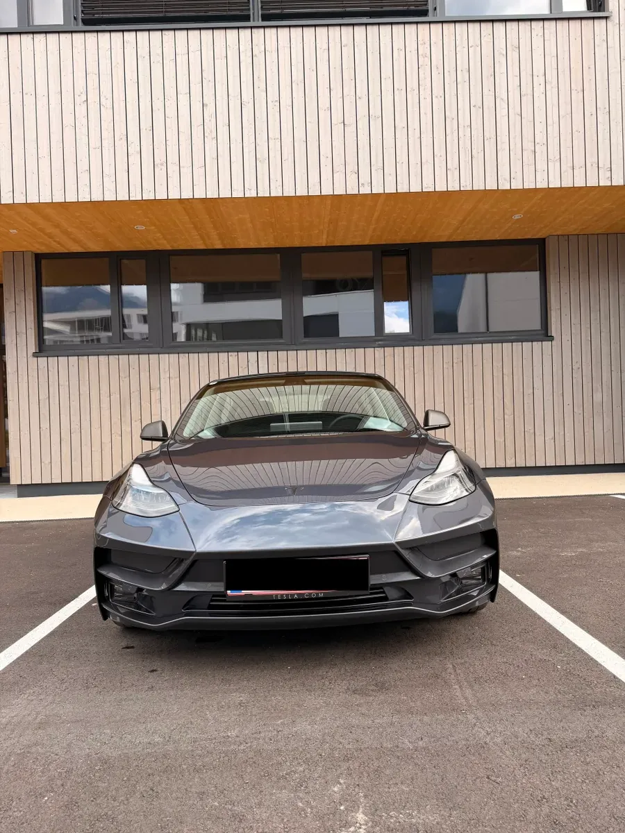 Tesla Model 3 2021 photo 3