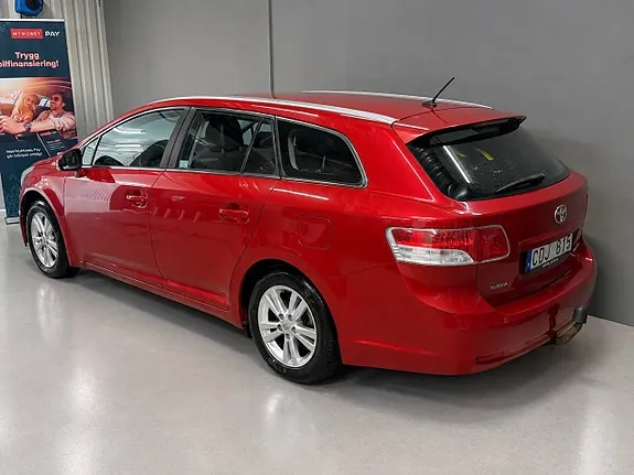 Toyota Avensis 2011 photo 3