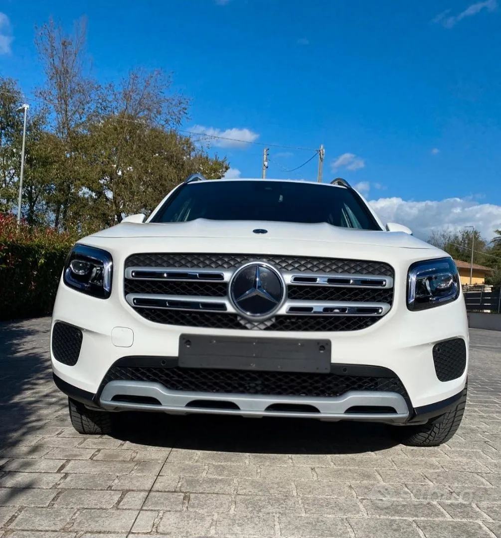 Mercedes-Benz Glb