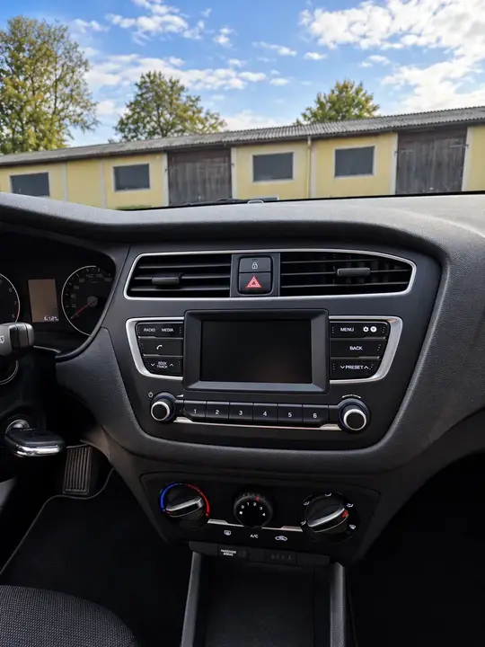 Hyundai I20 2019 photo 2