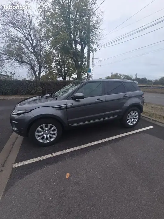 Land Rover Range Rover Evoque 2018 photo 2