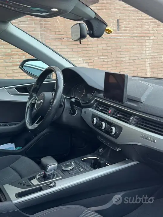 Audi A5 2017 photo 2