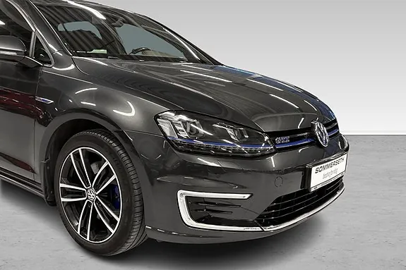 Volkswagen Golf 2016 photo 2