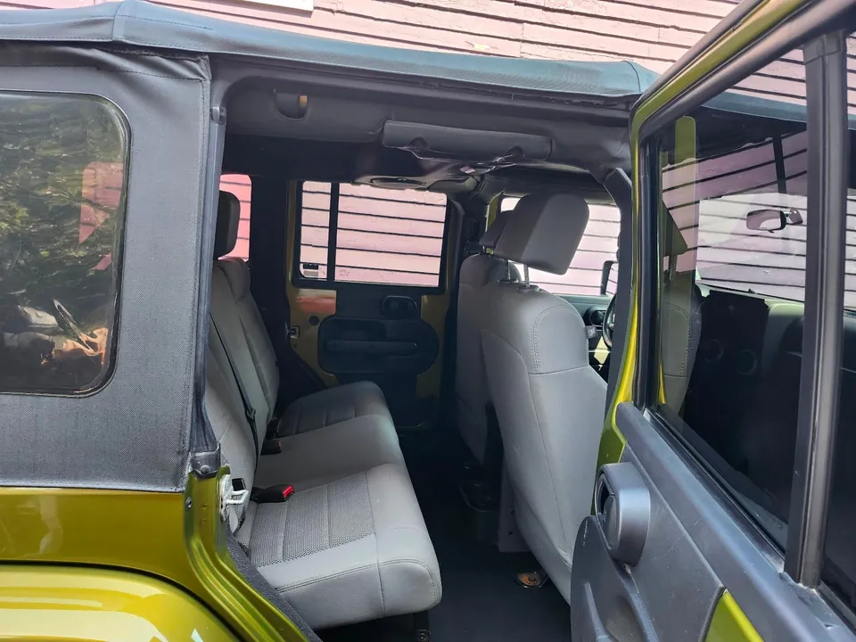 Jeep Wrangler Unlimited 2008 photo 4