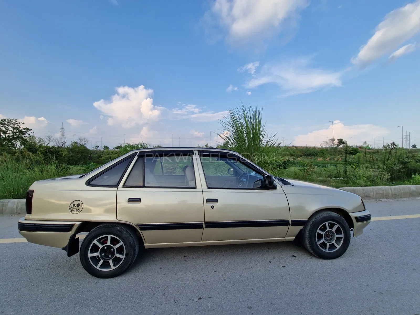 Daewoo Racer