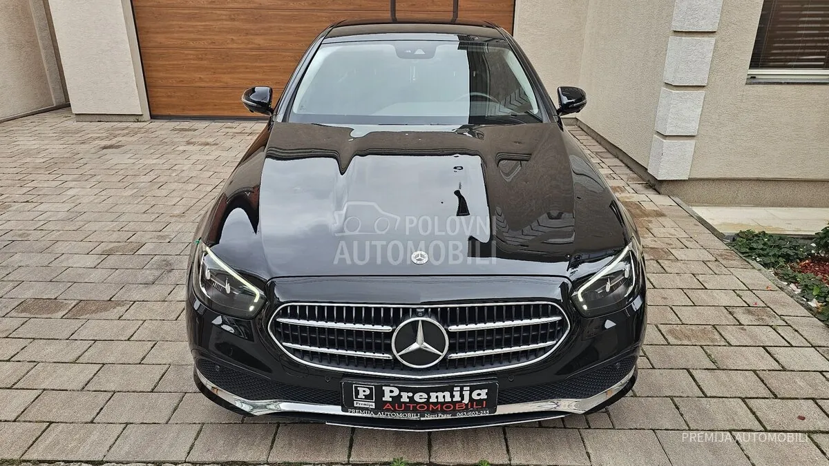 Mercedes-Benz E 220 2023 photo 2