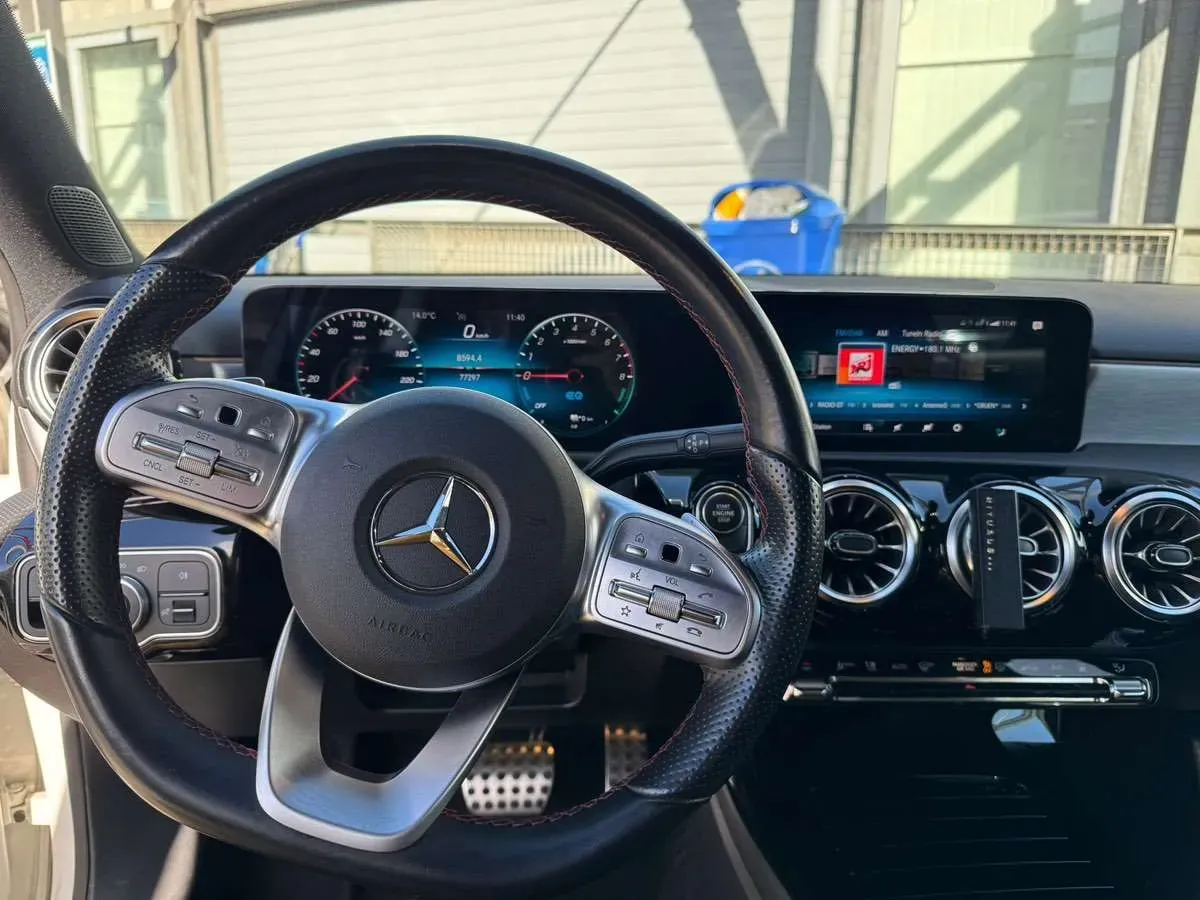 Mercedes-Benz A-Class 2021 photo 3