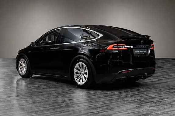 Tesla Model X 2020 photo 4