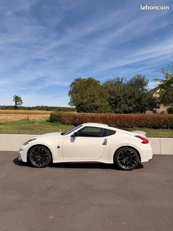 Nissan 370Z 2015 photo 2