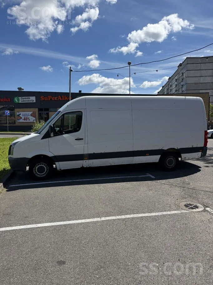 Volkswagen Crafter 2013 photo 2