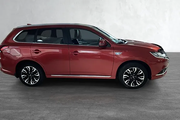 Mitsubishi Outlander 2017 photo 4