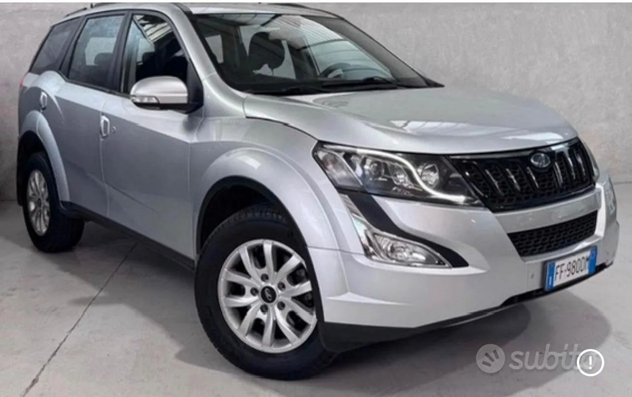Mahindra Xuv500 2016 photo 5