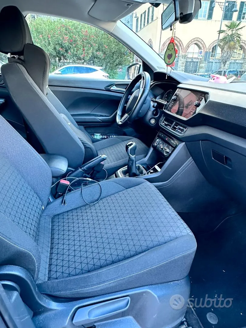 Volkswagen T-Cross 2021 photo 5