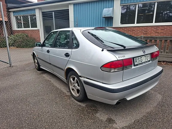 Saab 9-3 2000 photo 3