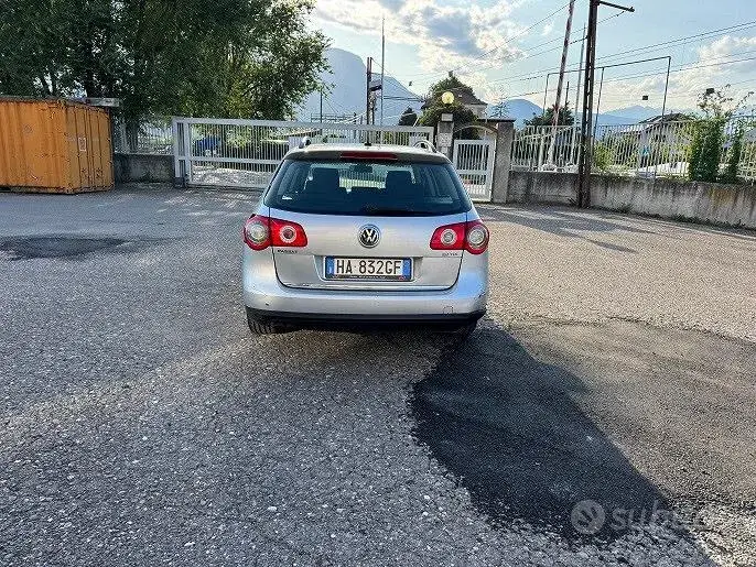 Volkswagen Passat 2006 photo 5