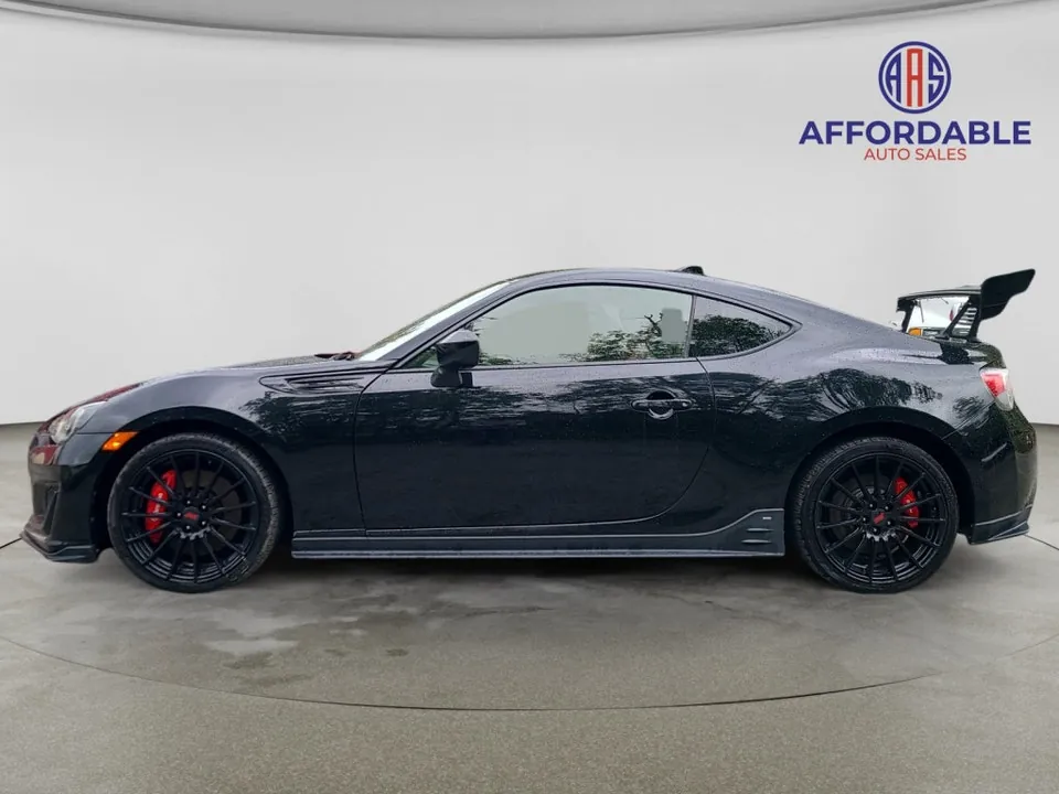 Subaru Brz 2018 photo 2