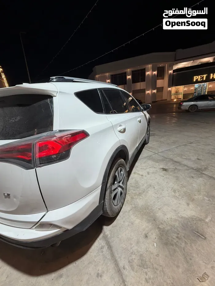 Toyota Rav 4 2017 photo 4