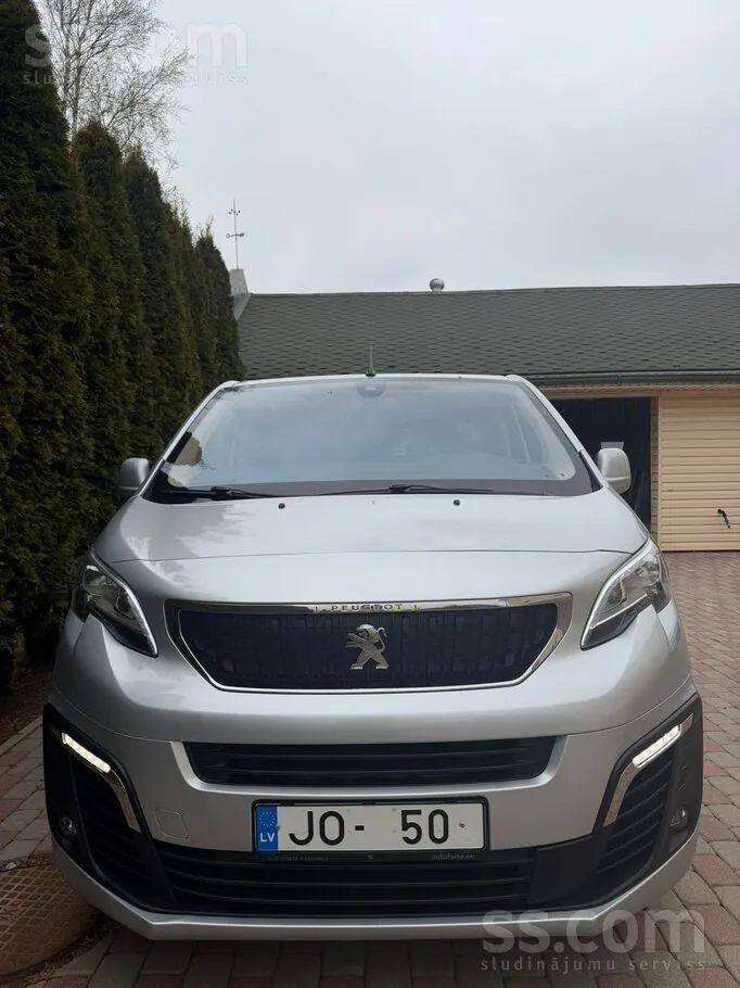 Peugeot Traveller 2017 photo 2