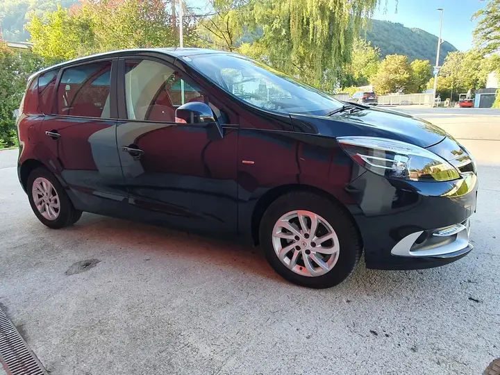 Renault Scénic 2015 photo 2