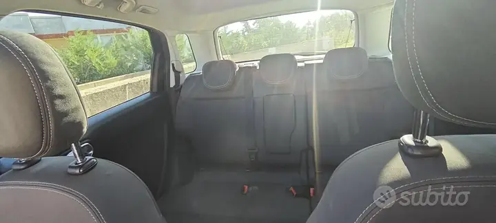 Fiat 500L 2015 photo 4