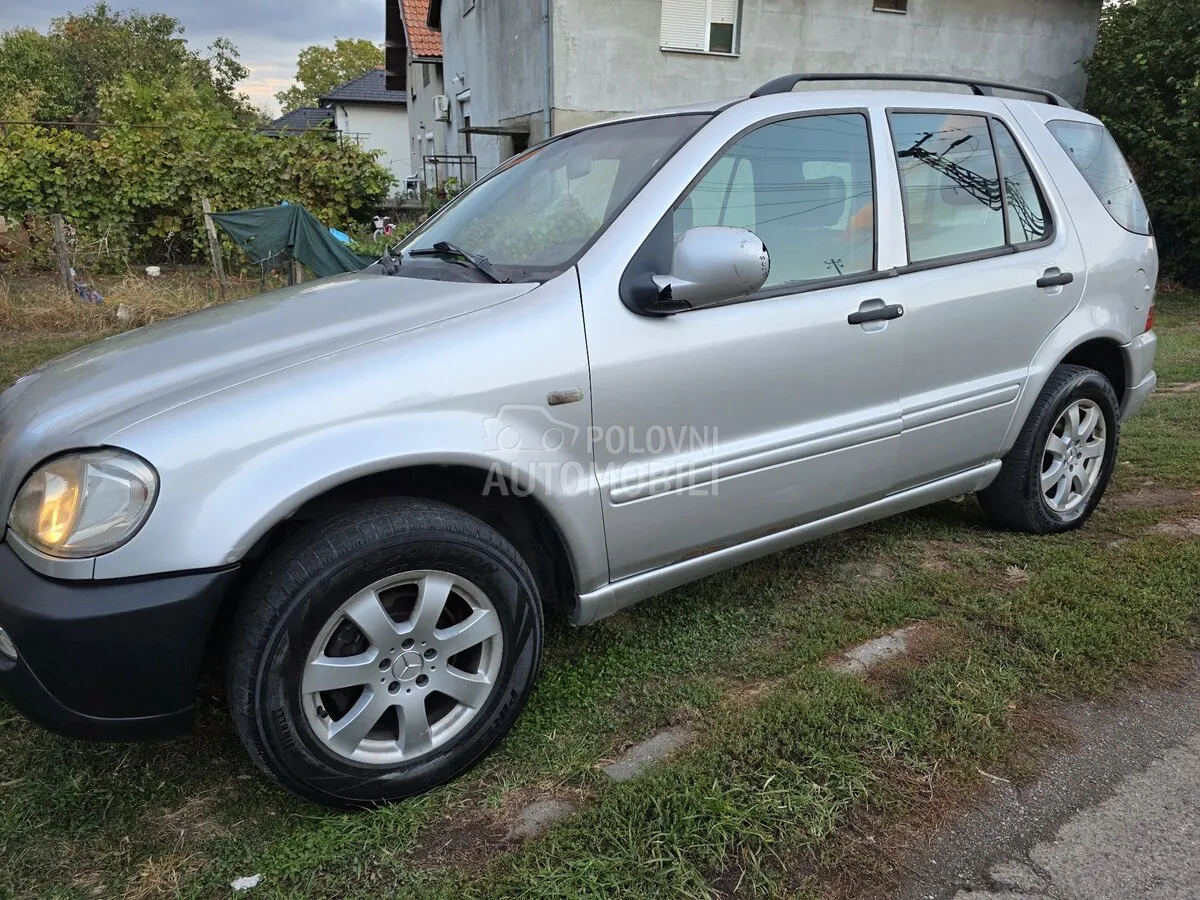 Mercedes-Benz Ml Class 2002 photo 4