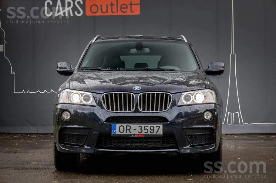 BMW X3 2012 photo 2
