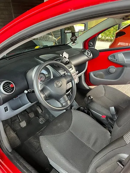 Toyota Aygo 2010 photo 3