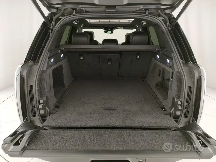 Land Rover Range Rover 2026 photo 4