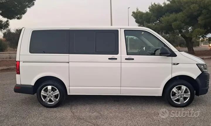 Volkswagen Caravelle 2017 photo 4