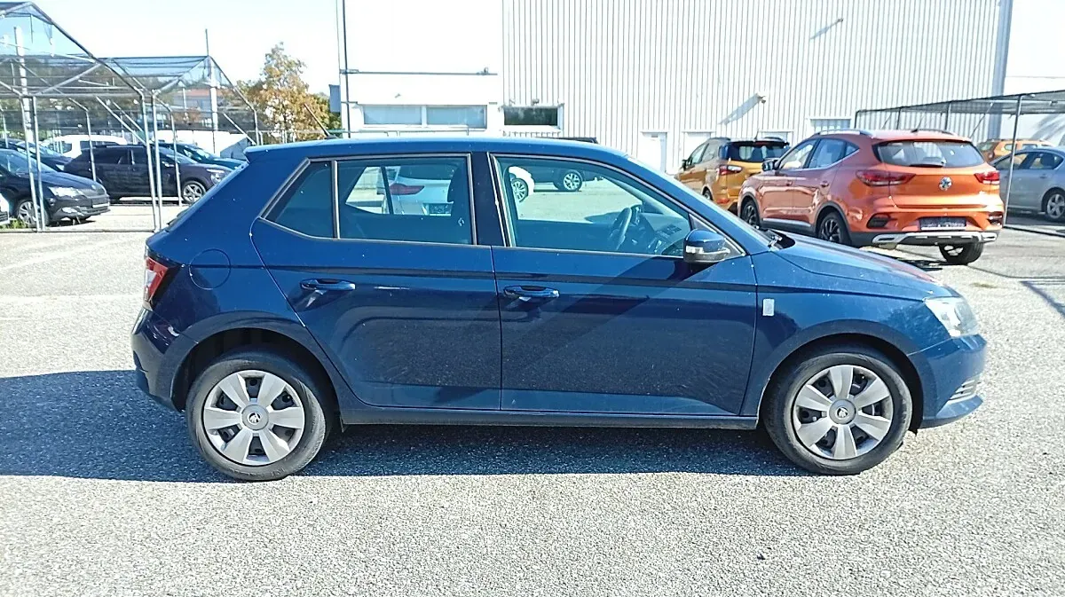 Skoda Fabia 2016 photo 2