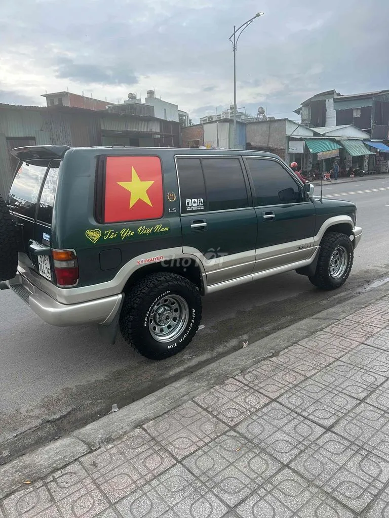 Isuzu Trooper