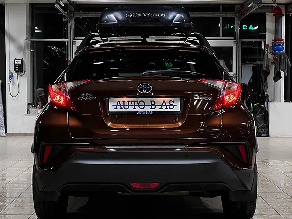 Toyota C-Hr 2017 photo 4
