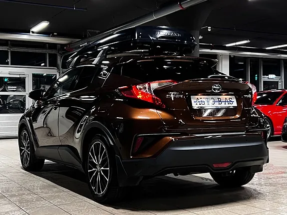 Toyota C-Hr 2017 photo 3