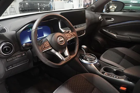 Nissan Juke 2024 photo 2