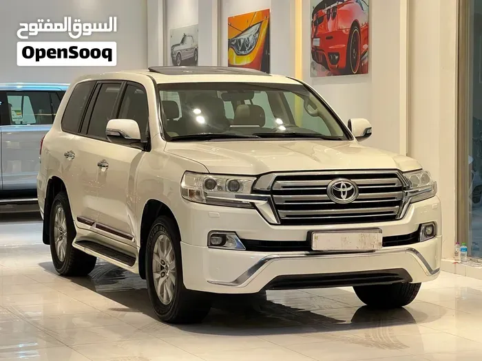 Toyota Land Cruiser Gxr 2018 photo 4