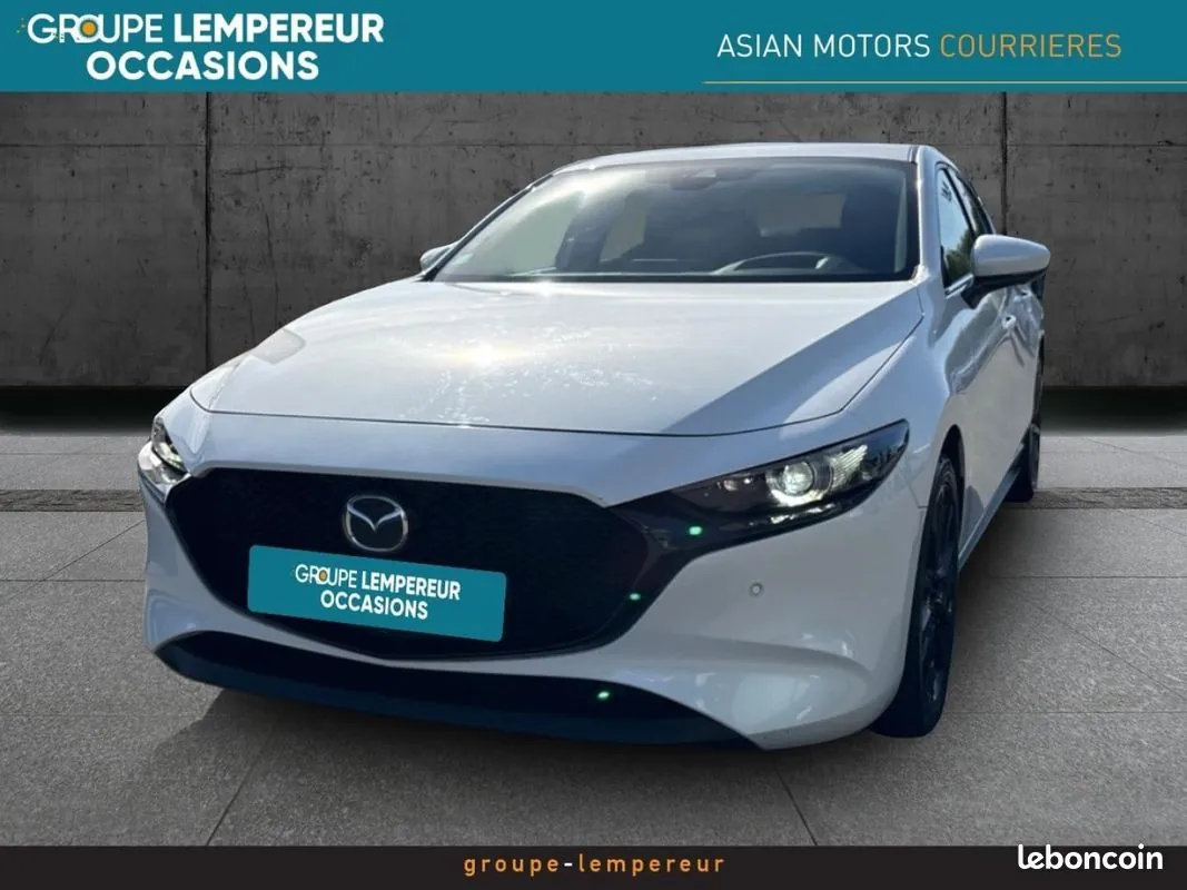 Mazda 3 2022 photo 3