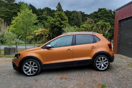 Volkswagen Cross Polo