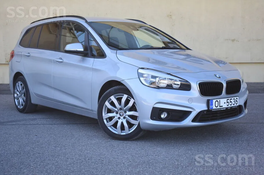 BMW 220