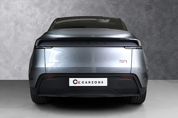 Tesla Model Y 2025 photo 5