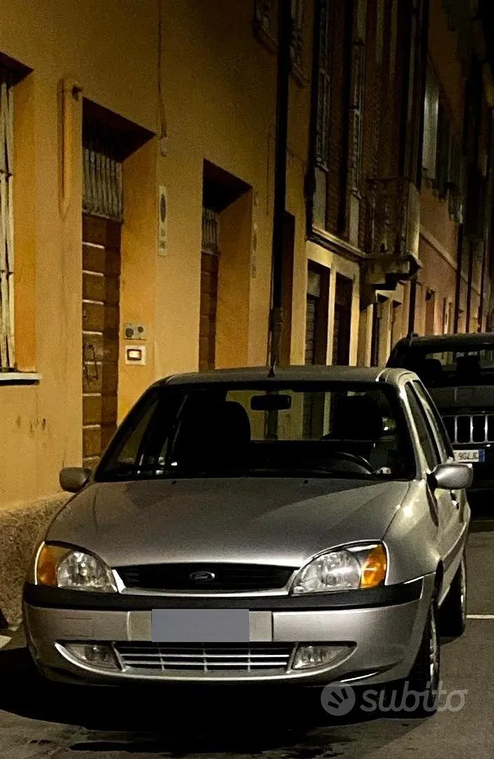 Ford Fiesta 1999 photo 3