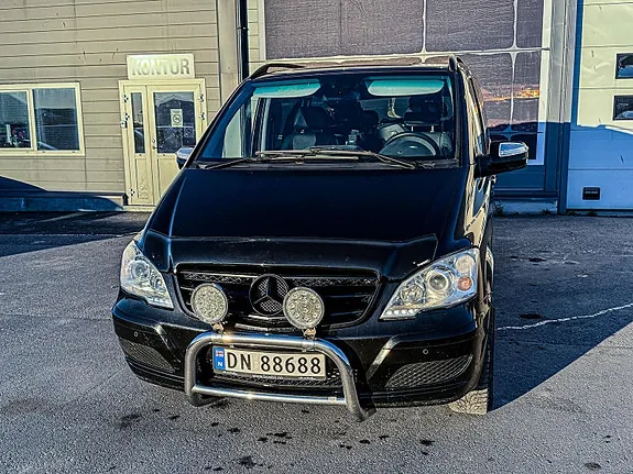 Mercedes-Benz Viano 2012 photo 3