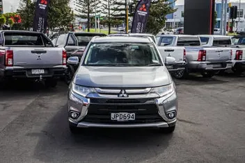 Mitsubishi Outlander 2016 photo 5