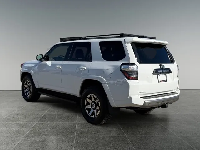 Toyota 4Runner 2017 photo 4