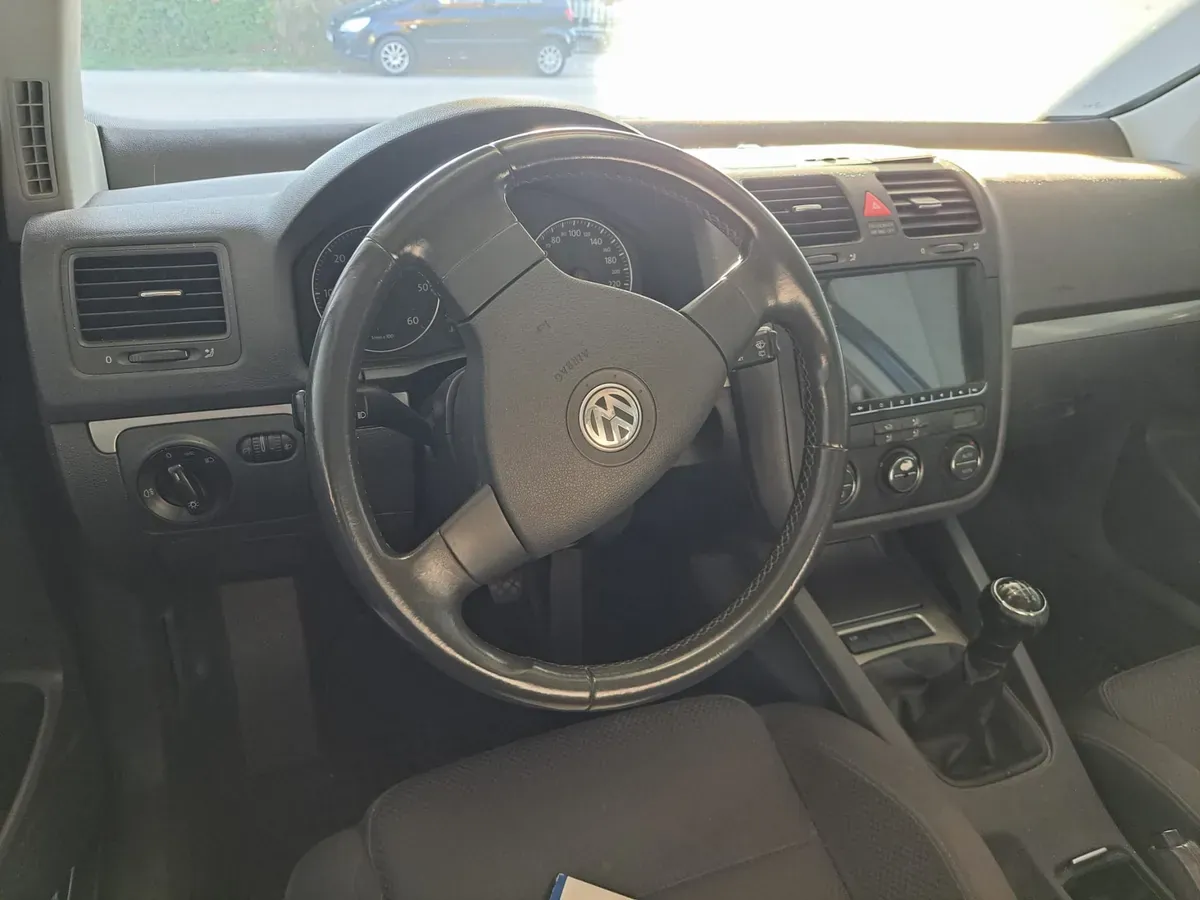 Volkswagen Golf 2004 photo 3