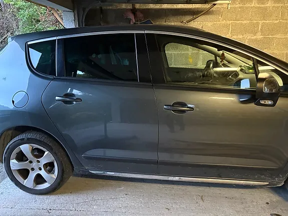 Peugeot 3008 2010 photo 3