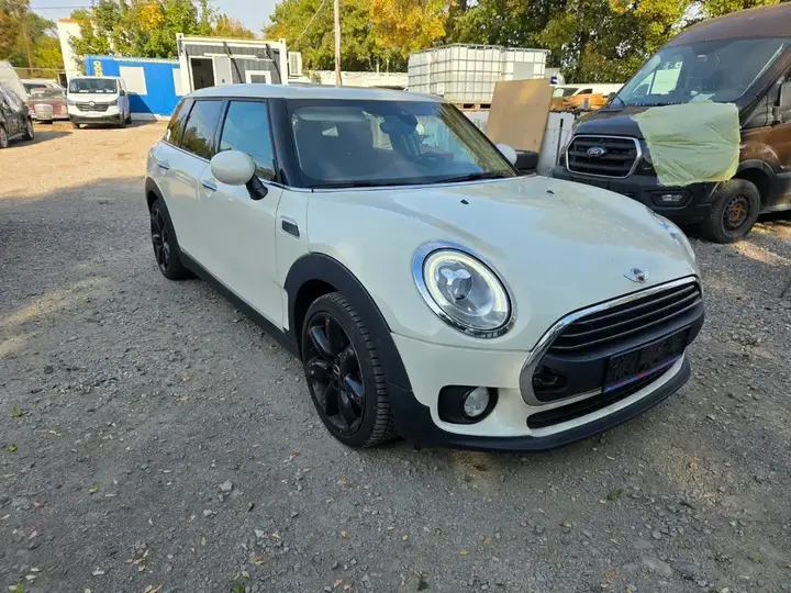 Mini Clubman 2018 photo 2
